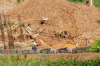 Ход строительства курорта Anichi Resort & Spa от 18 ноября 2018: подготовка фундамента для здания 2