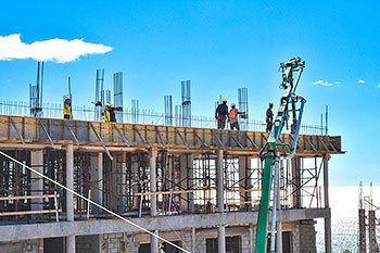 Ход строительства курорта Anichi Resort & Spa от 17 сентября 2018: заливка бетона