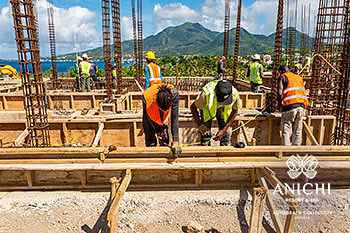 Ход строительства Anichi Resort & Spa от 24 января 2020: строители на здание 2