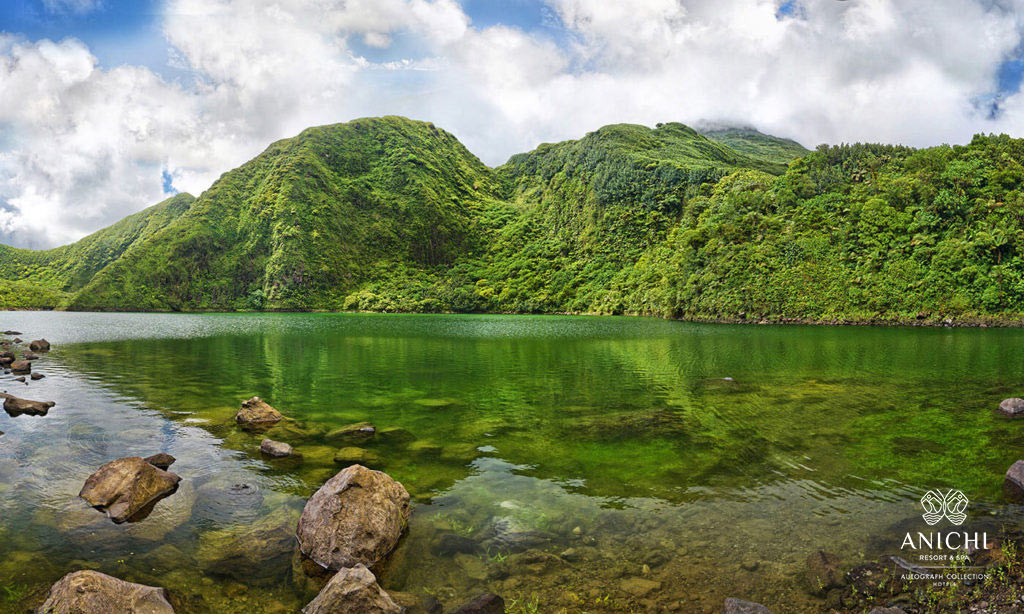 Boeri Lake – Le lac d’eau douce le plus haut de la Dominique se trouve dans un vieux cratère volcanique