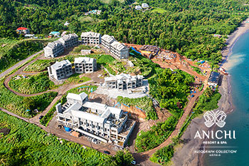 Ход строительства Anichi Resort & Spa за июль 2021: вид с воздуха на строительную площадку