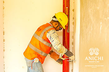 October 2022 Construction Update of Anichi Resort & Spa: Worker