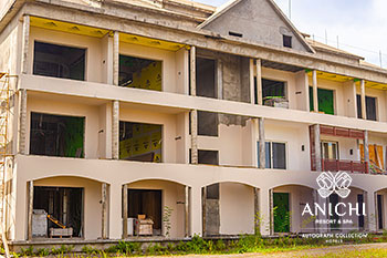 Ход строительства Anichi Resort & Spa за октябрь 2022: фасад здания