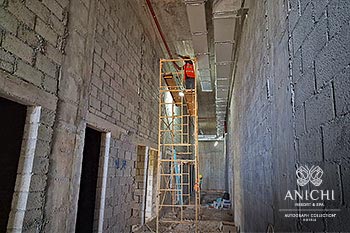 Ход строительства Anichi Resort & Spa за март 2024: работы внутри входного здания